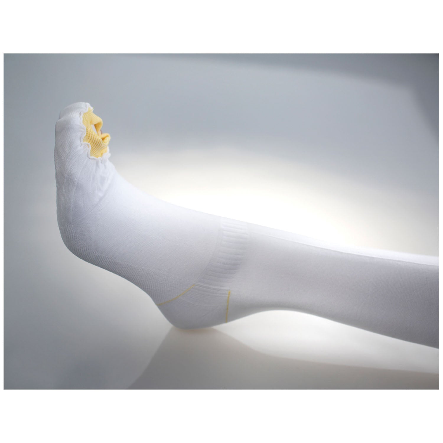 ALBA ULTRACARE® ANTI-EMBOLISM STOCKINGS "Anti-Embolism Stocking, UltraCARE®, Knee Regular Length, 3X-Large, Calf Circumference: 21\"-27\", Length to Knee: 18\"-19\", Top Color: White, Toe Port Color: Purple, 12/cs"