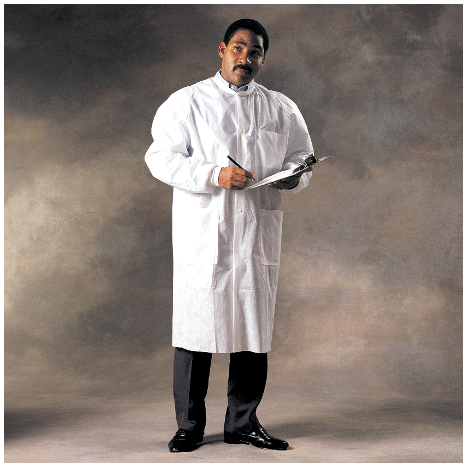 HALYARD BASIC Lab Coat, White, Medium, 25/cs