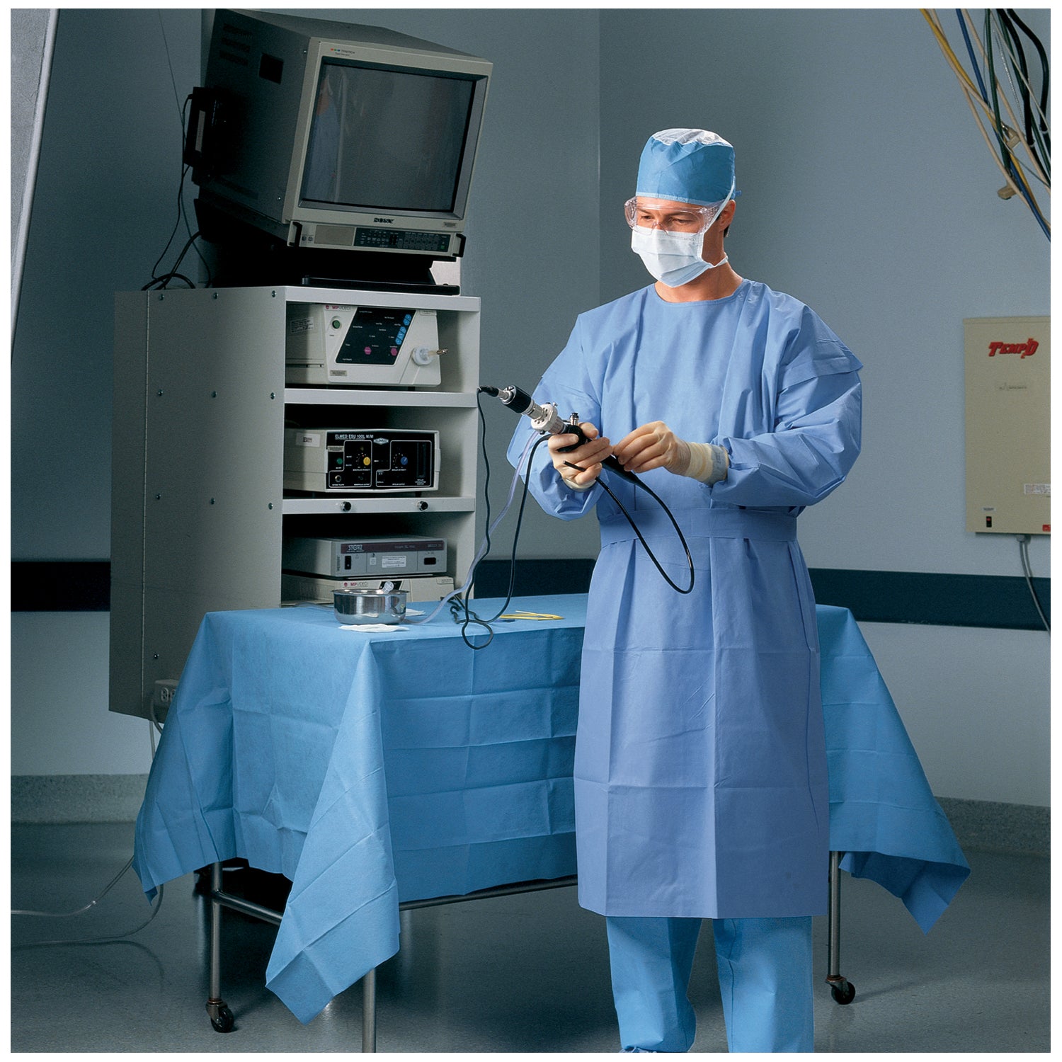 HALYARD S Procedure Gown, X-Large, 60/cs