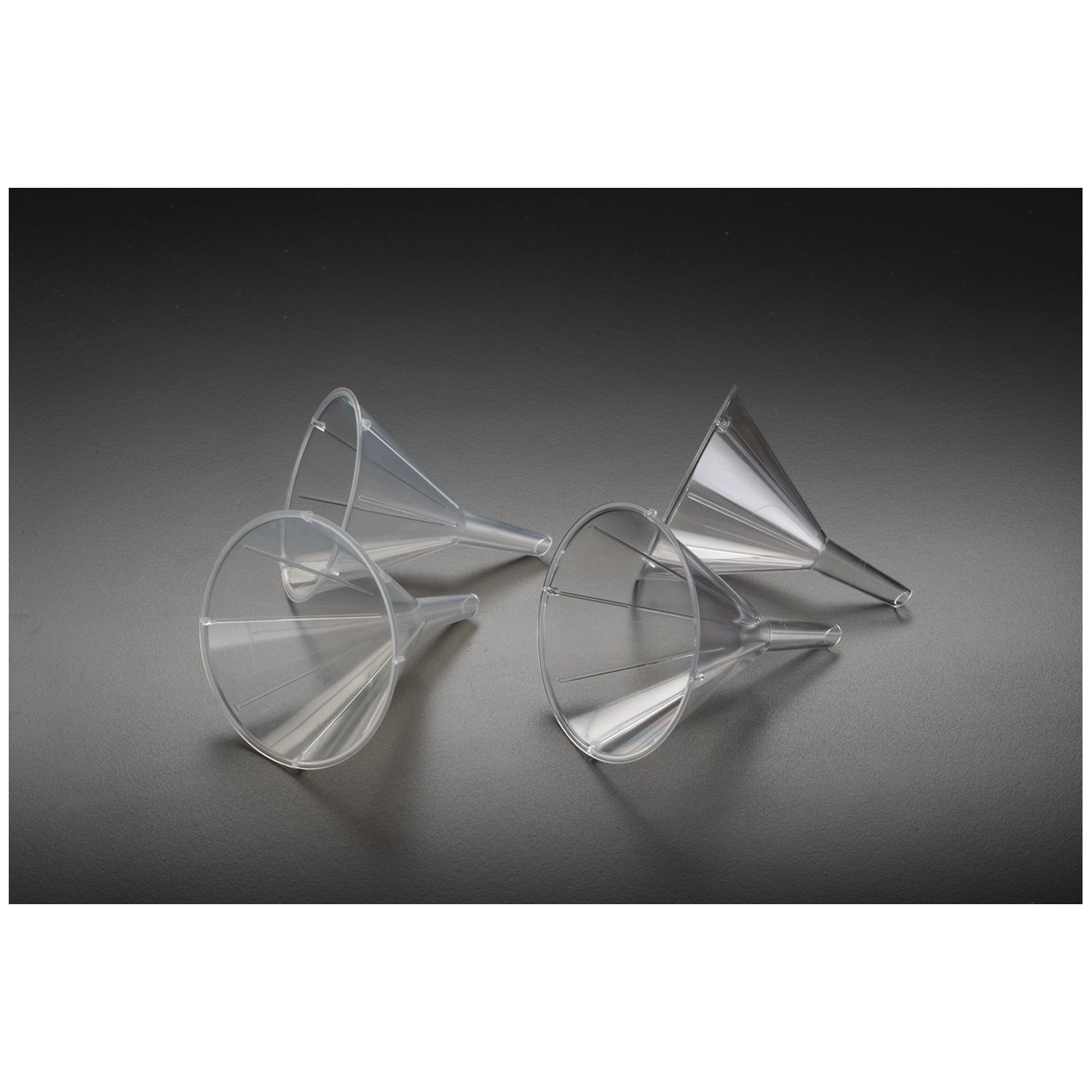 SIMPORT DISPOSABLE FUNNELS 65mm Funnel, Polypropylene, 100/cs