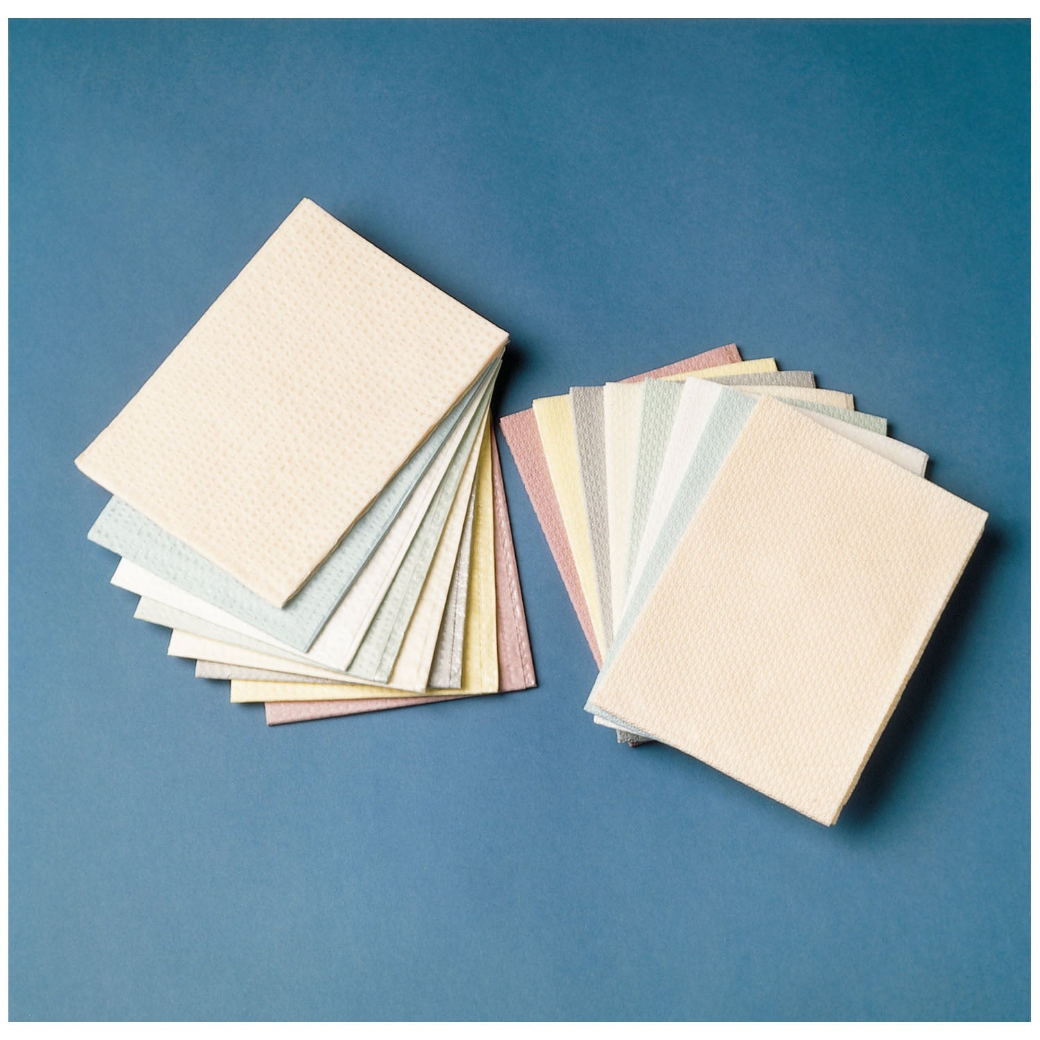 TIDI 3-PLY ALL-TISSUE TOWEL & BIB "Towel, 13\" x 18\", White, 3-Ply Tissue, Latex Free (LF), 500/cs (45 cs/plt)"